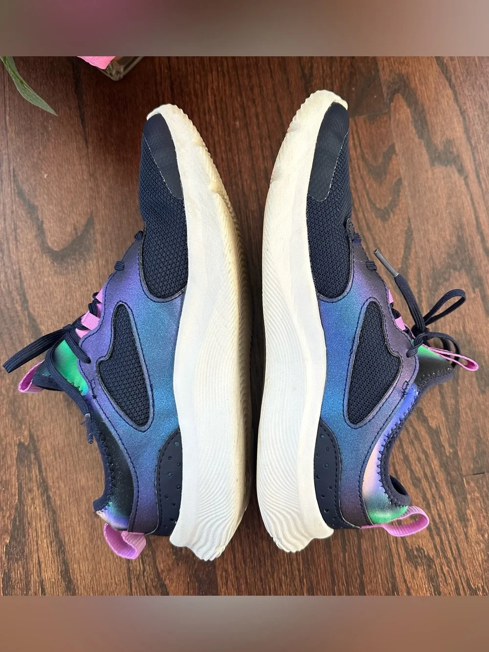 Under Armour Girl's Infinity 2.0 sneakers, 6Y
